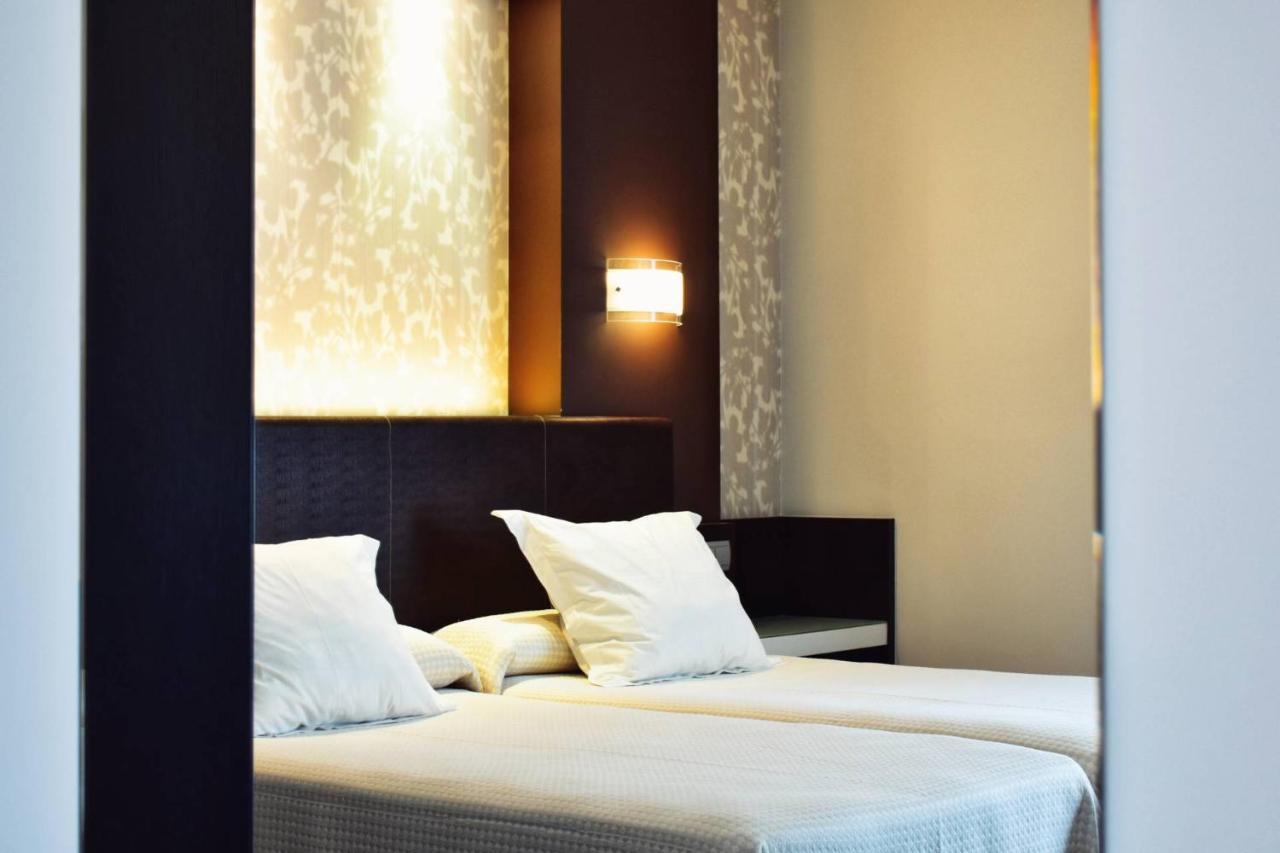 Hotel Alda Carril Вилагарсия де Ароуса Екстериор снимка