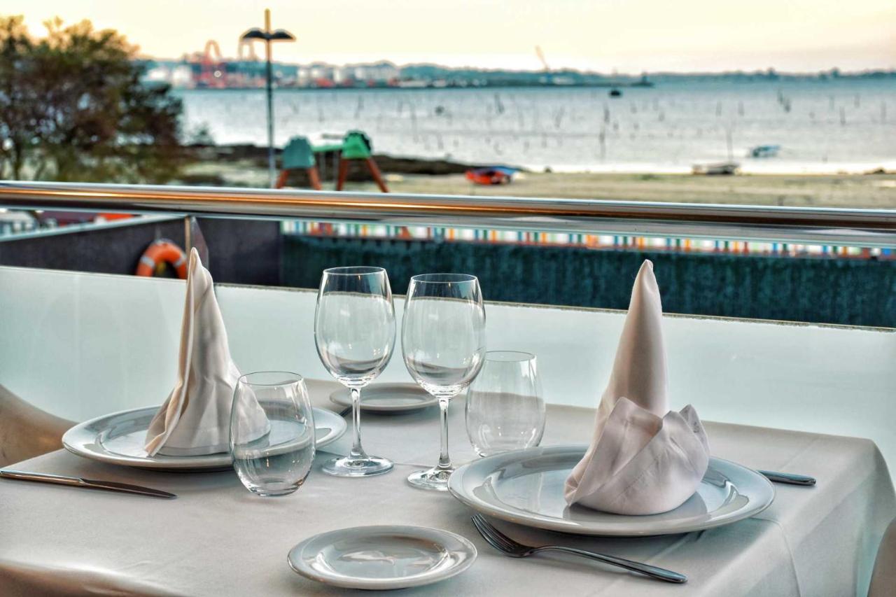 Hotel Alda Carril Вилагарсия де Ароуса Екстериор снимка
